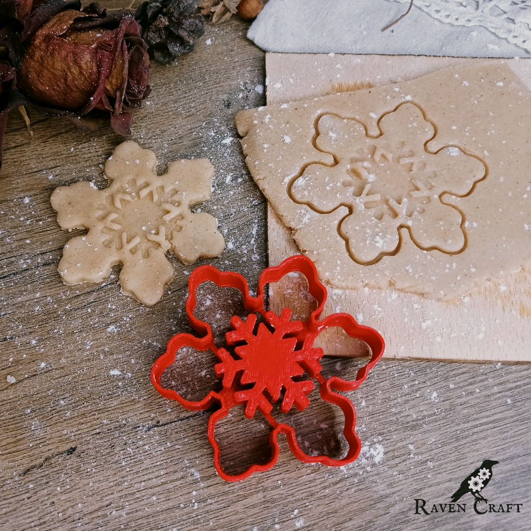 Snowflake cookie cutter