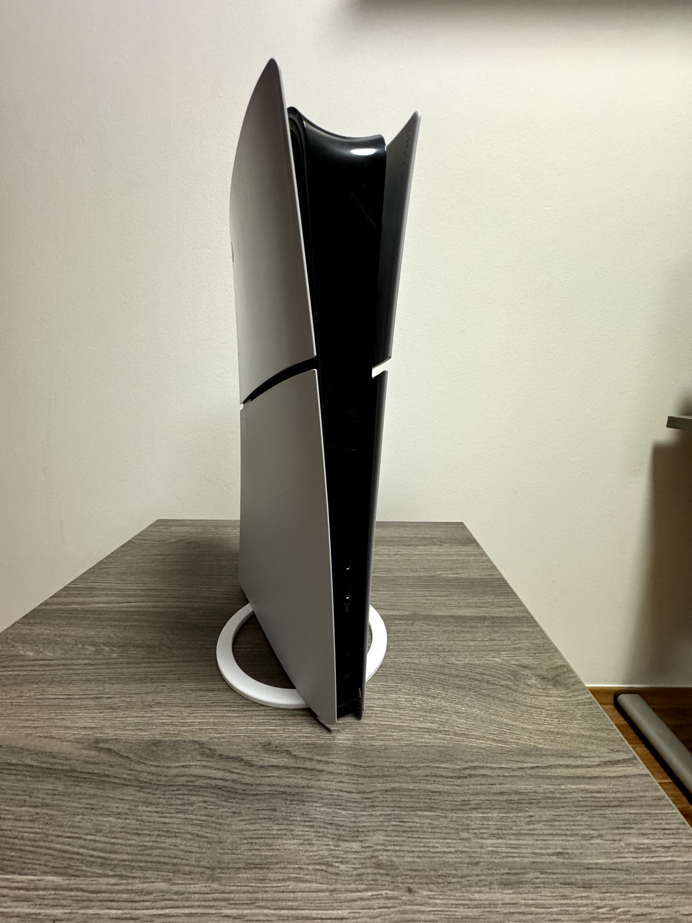Playstation 5 Pro & Slim Vertical Stand