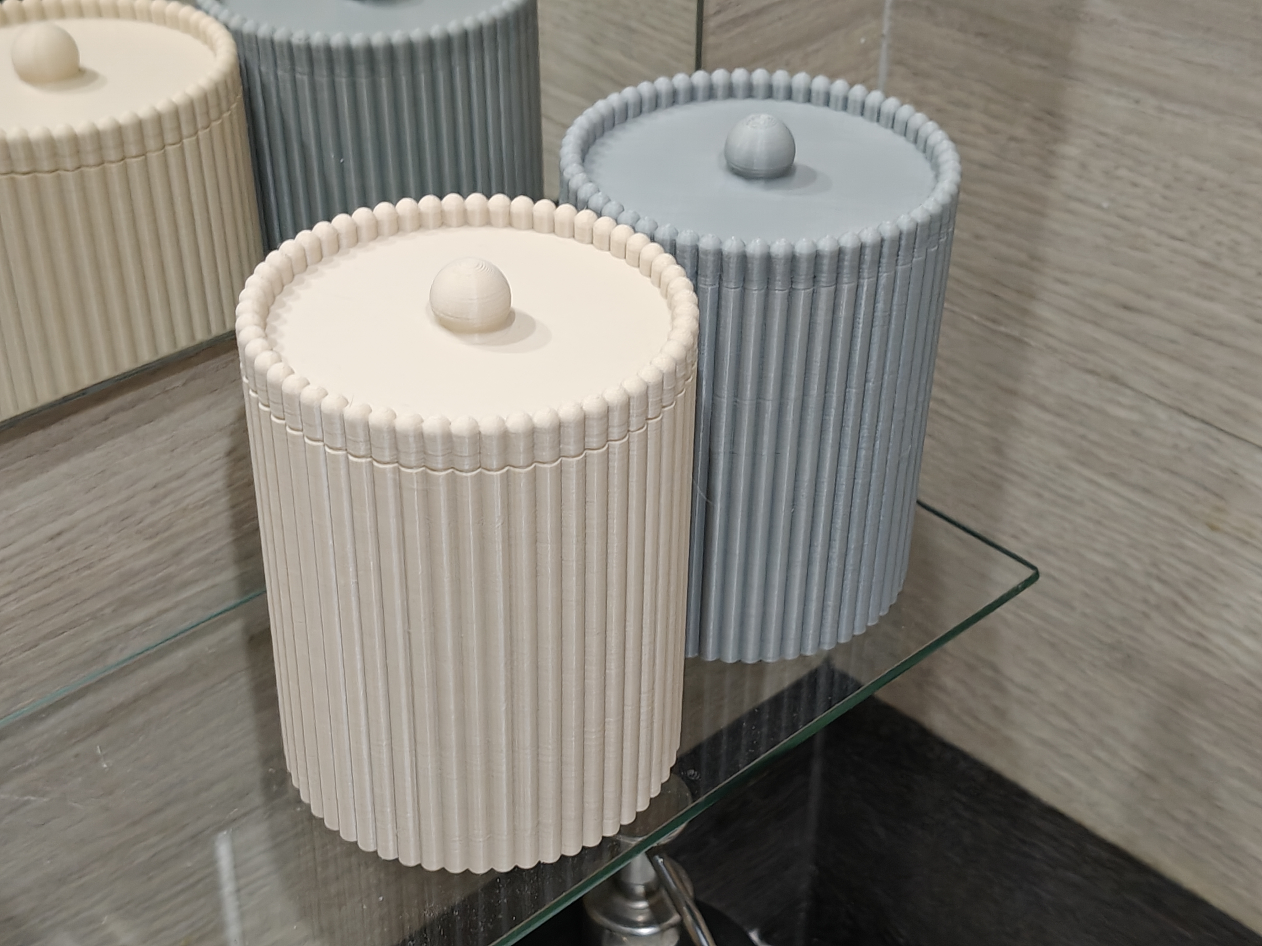 Ribbed Cotton Swab Holder with Lid