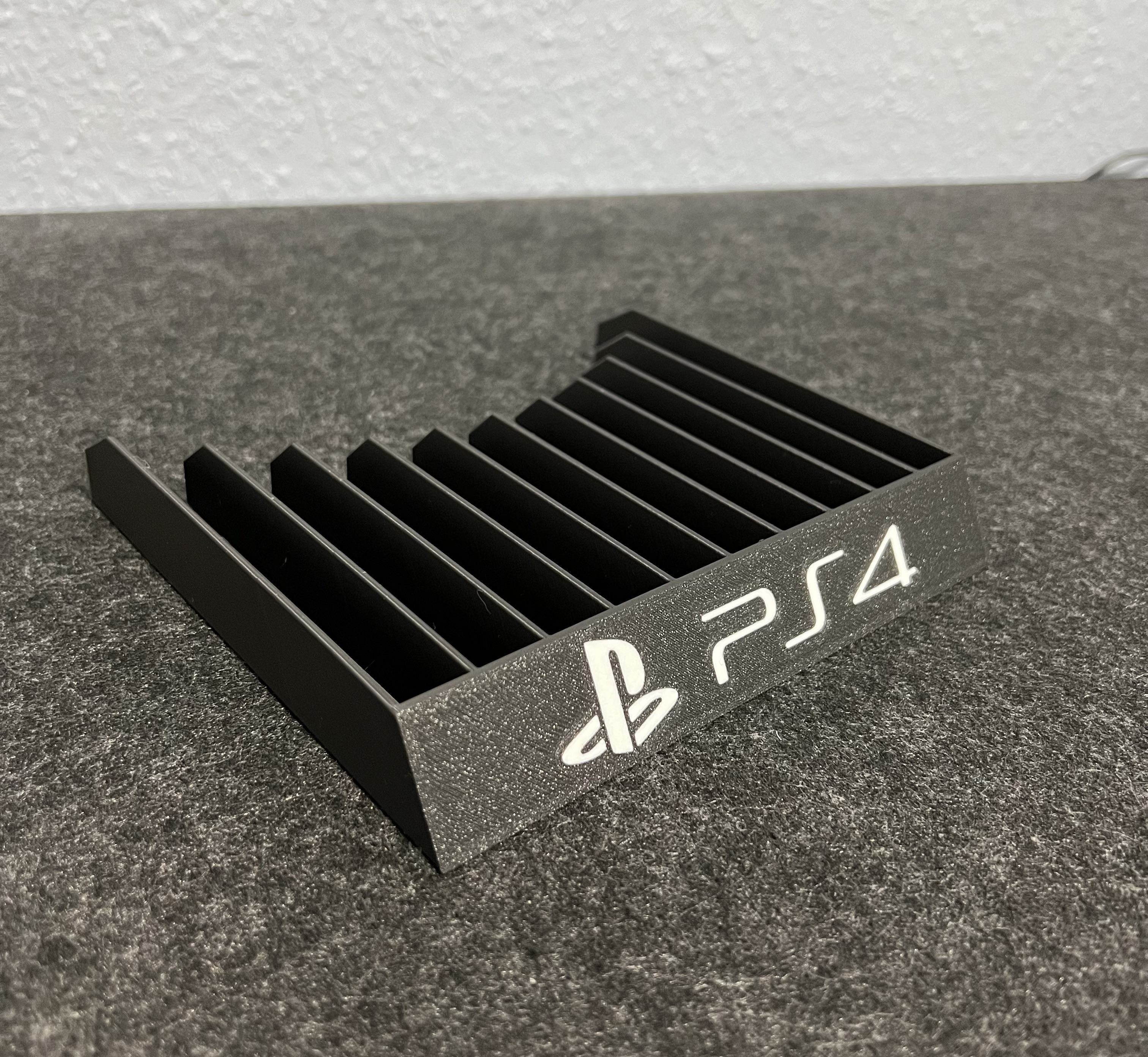 PS4 Game holder with embedded logo