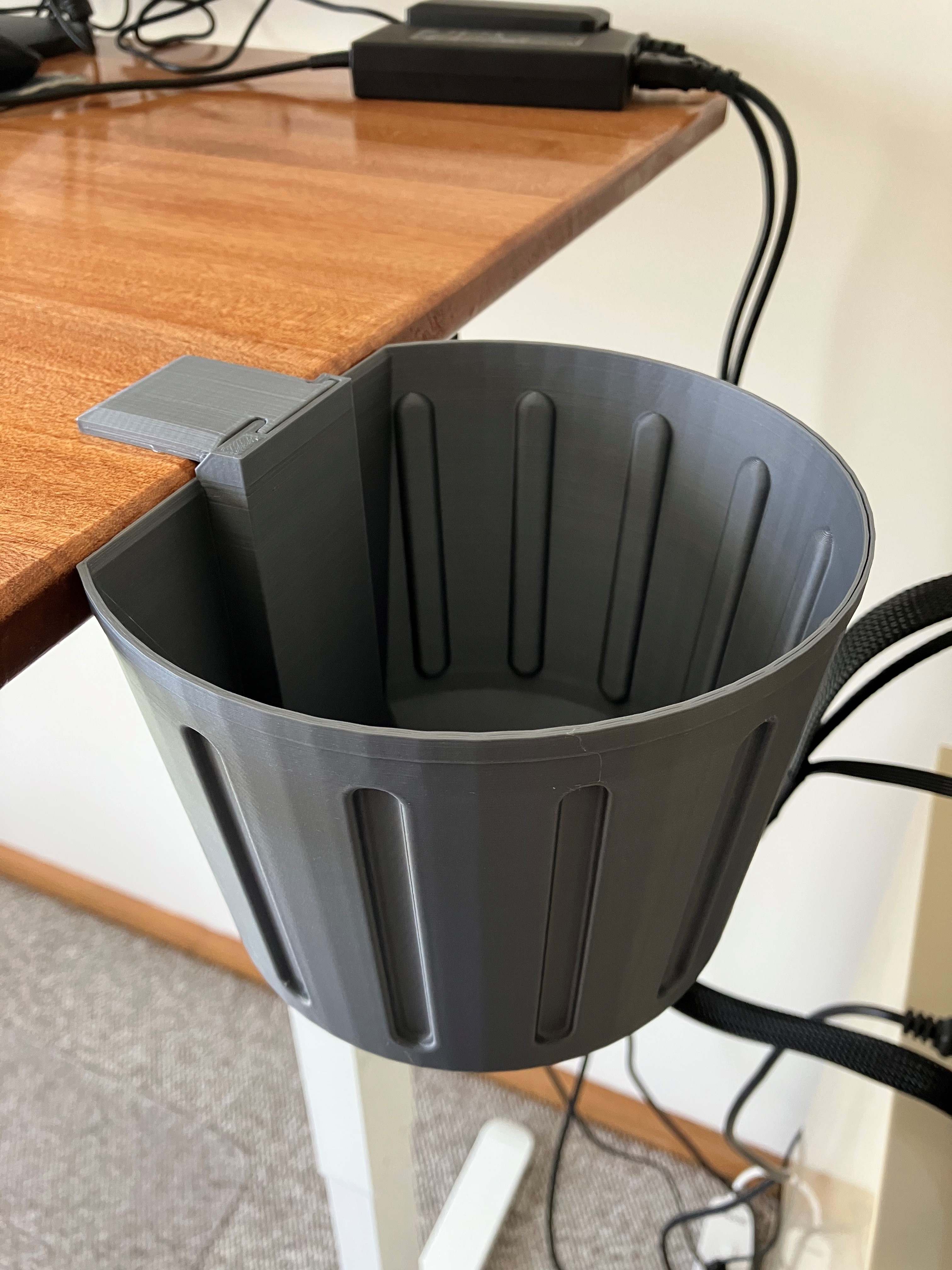 Removable Desk Bin Trash Can V2