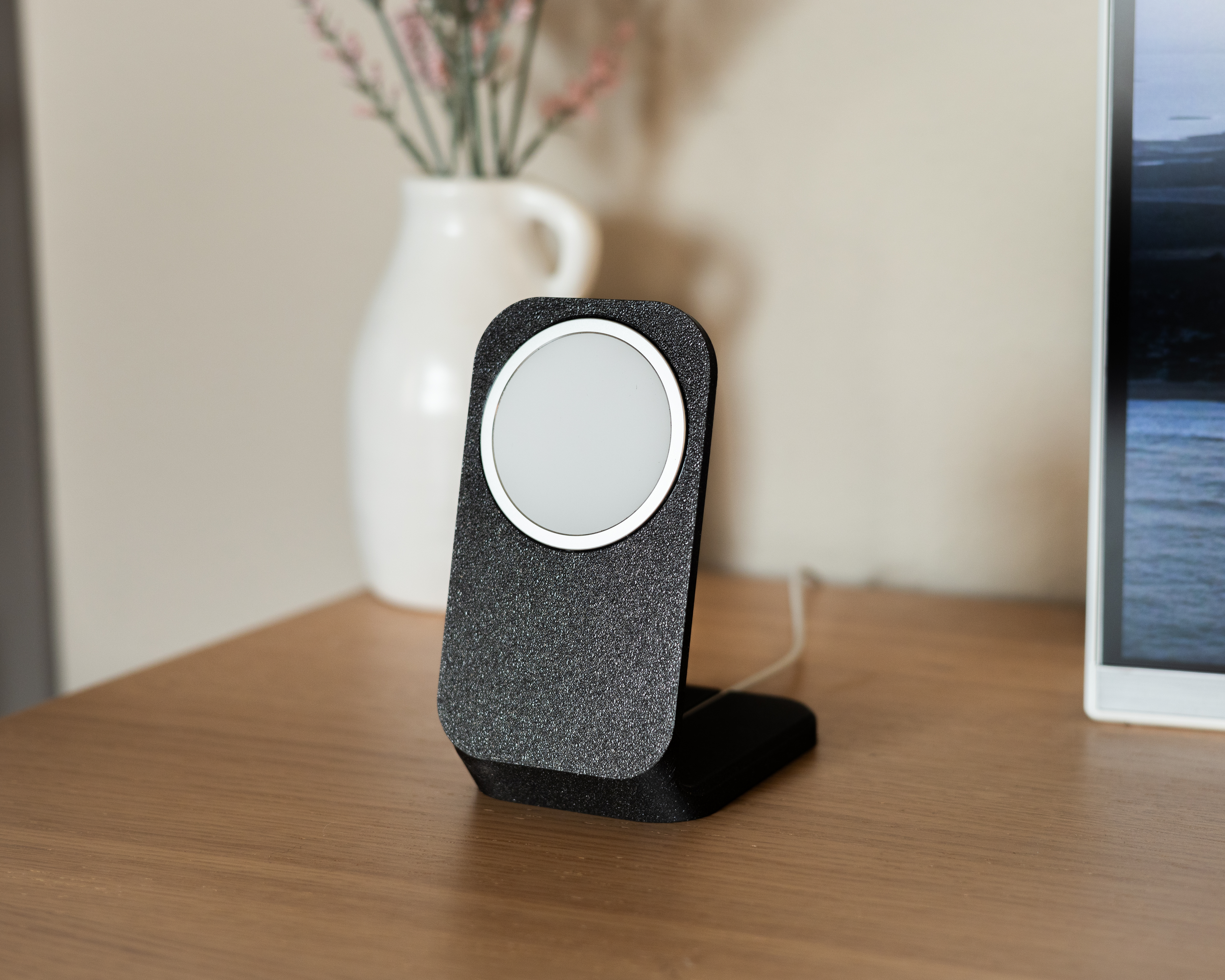 MagSafe Phone Stand