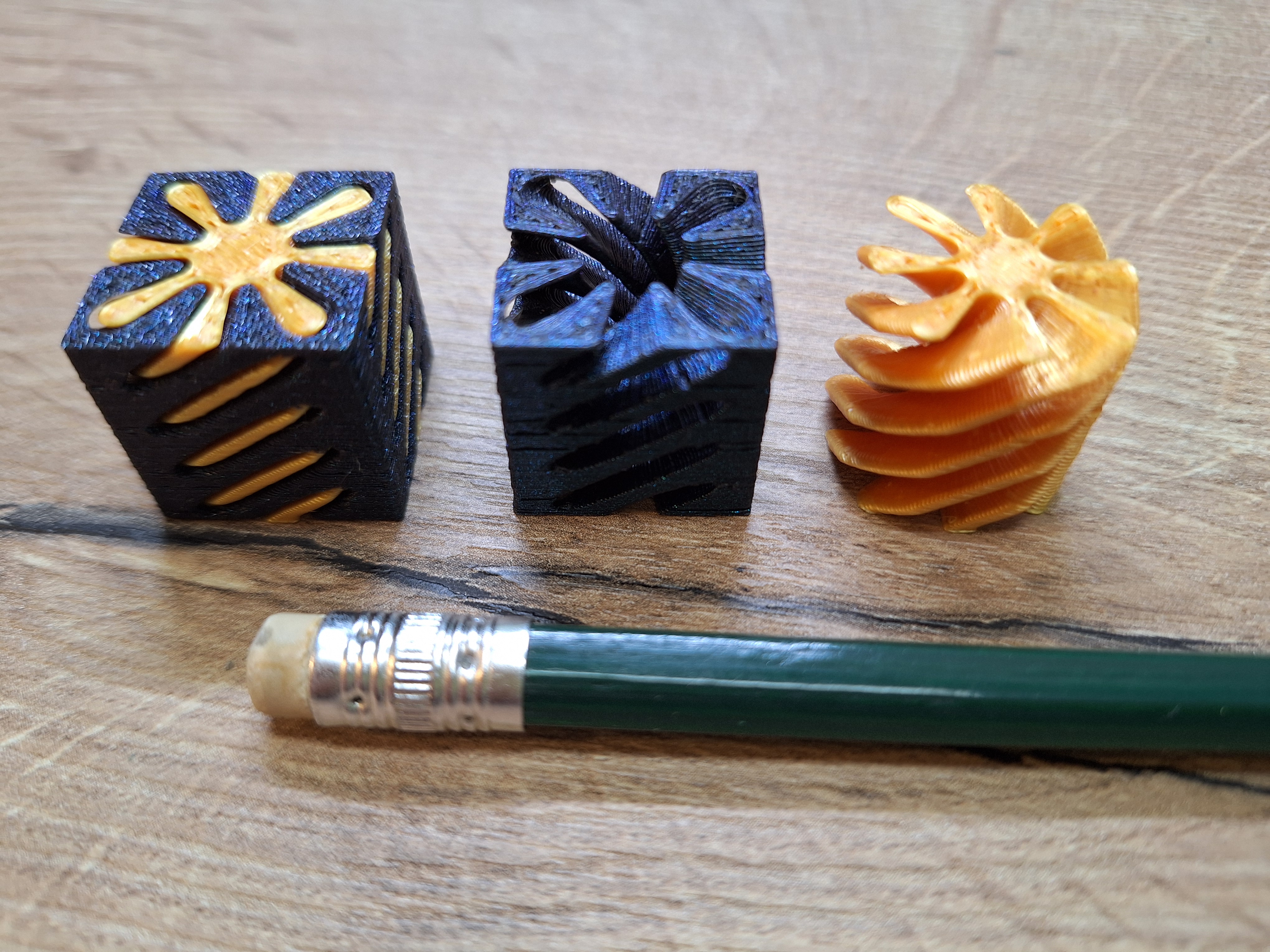 Mini Fidget Passthrough Cube (2cm)