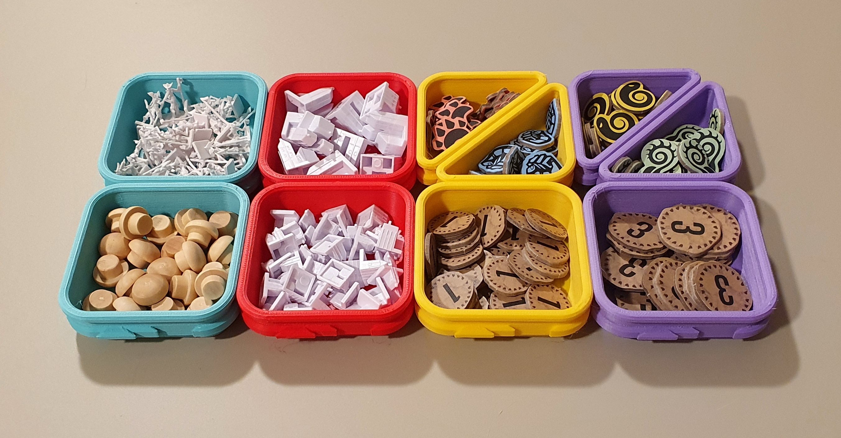Interlocking Sorting Cups (Square Shape)