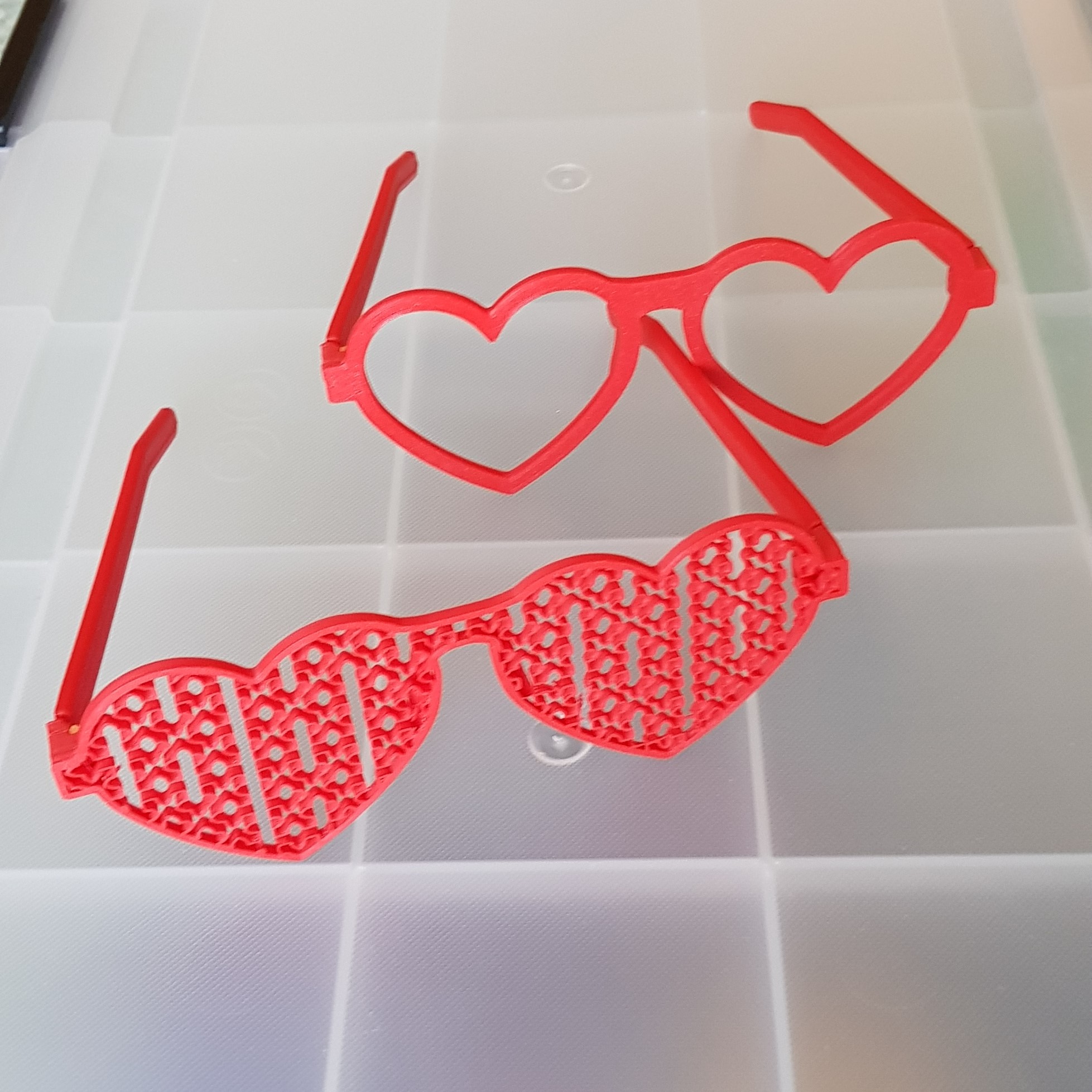 Heart Glasses - Saint Valentine's Day