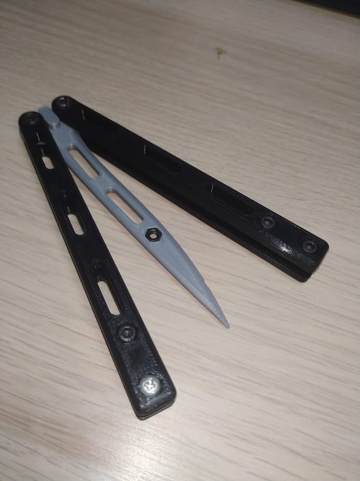 Butterfly Knife (with bearings)