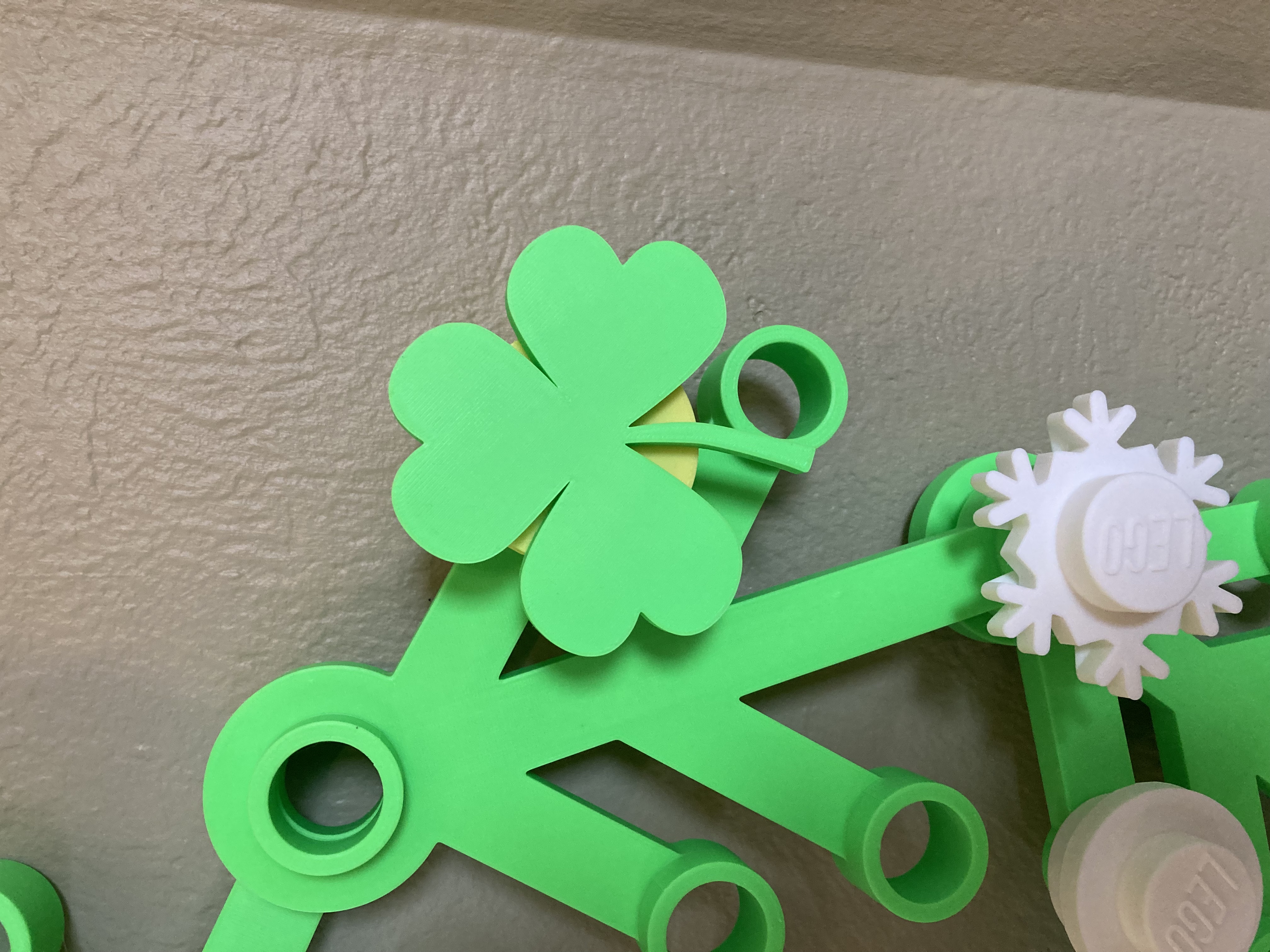 Shamrock for the Giant LEGO Wreath