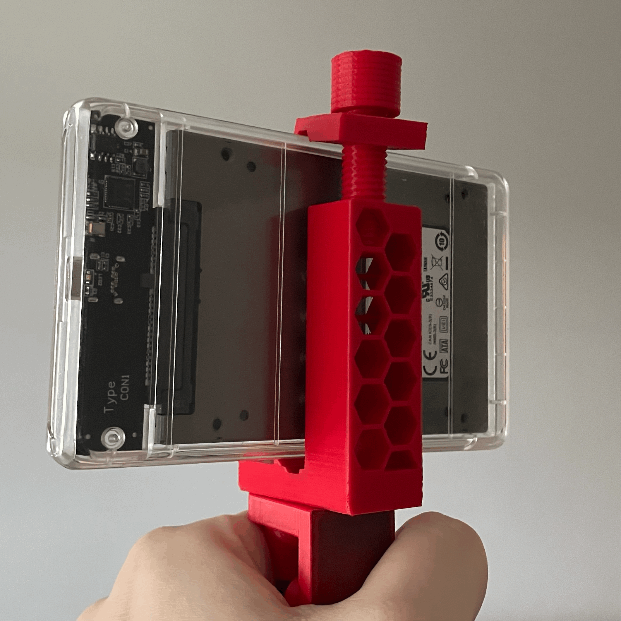 Phone clamp for flexible phone arm