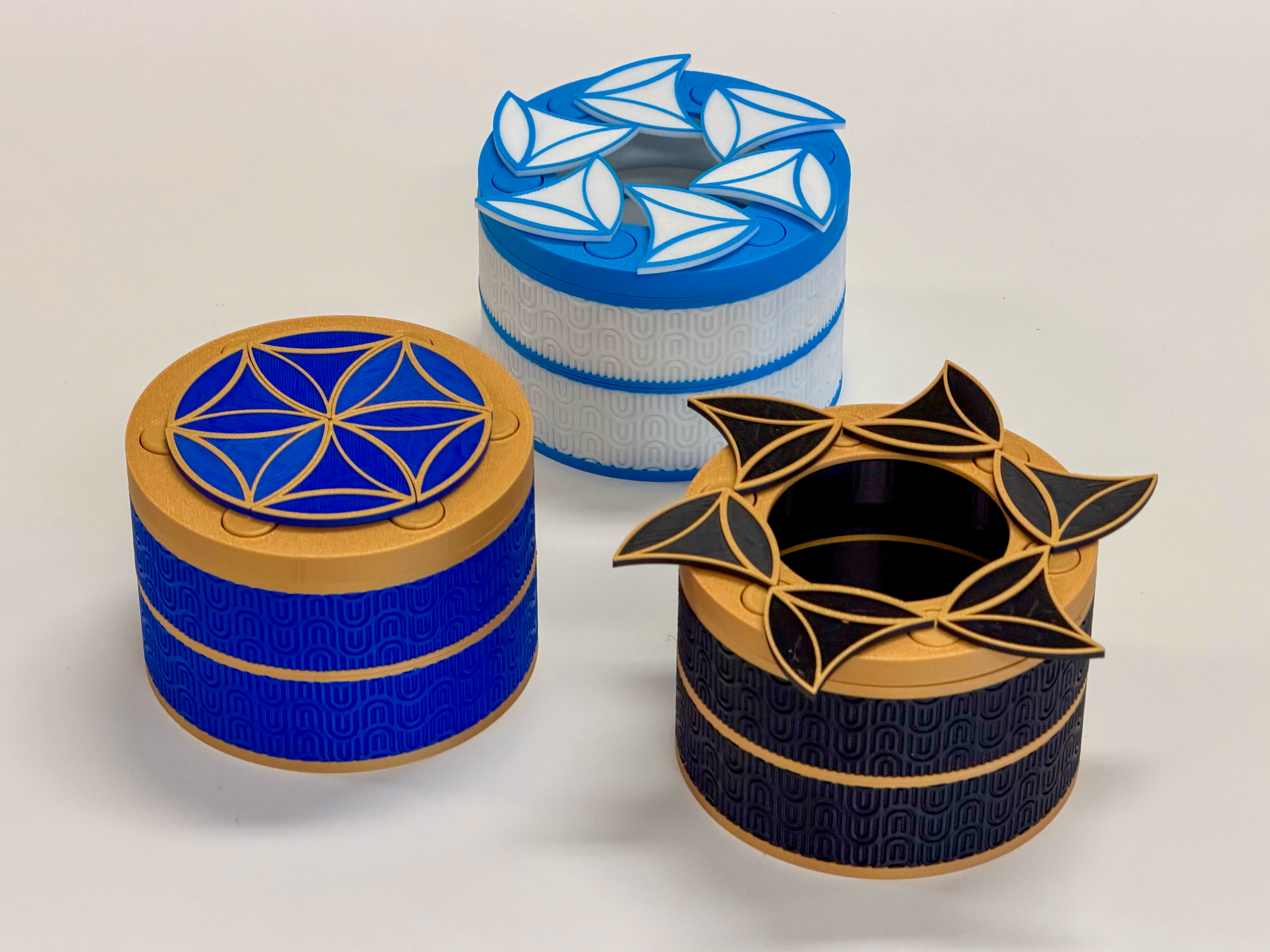 Mechanical Spinning Top Box