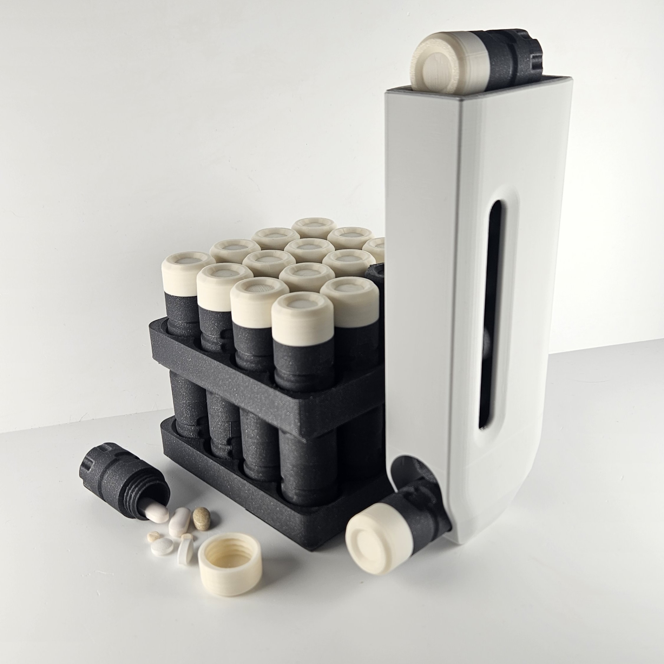 Pill Pods (Pillbox / Supplement dispenser)