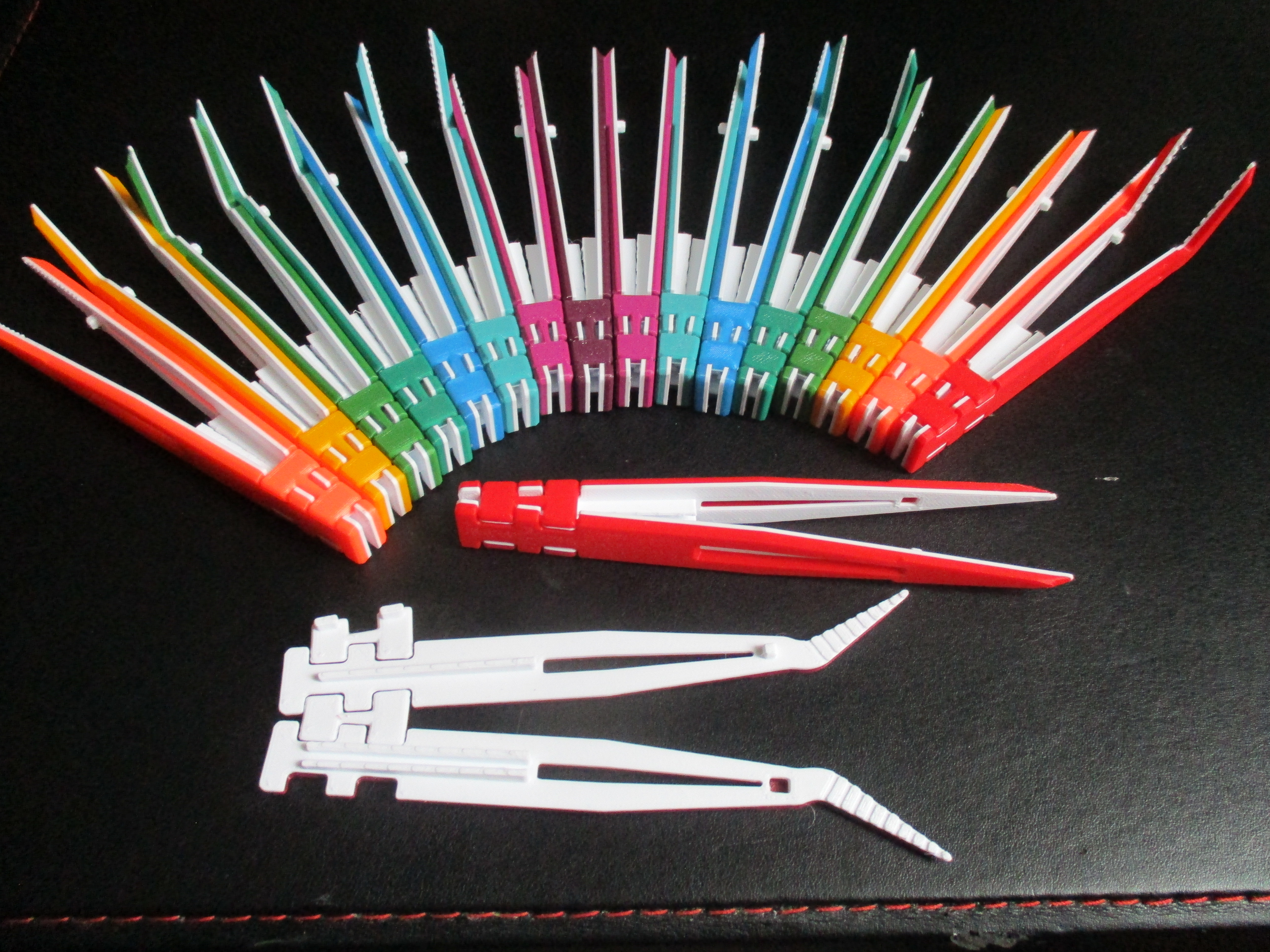 Precision Tweezers v3 - 3D Folding