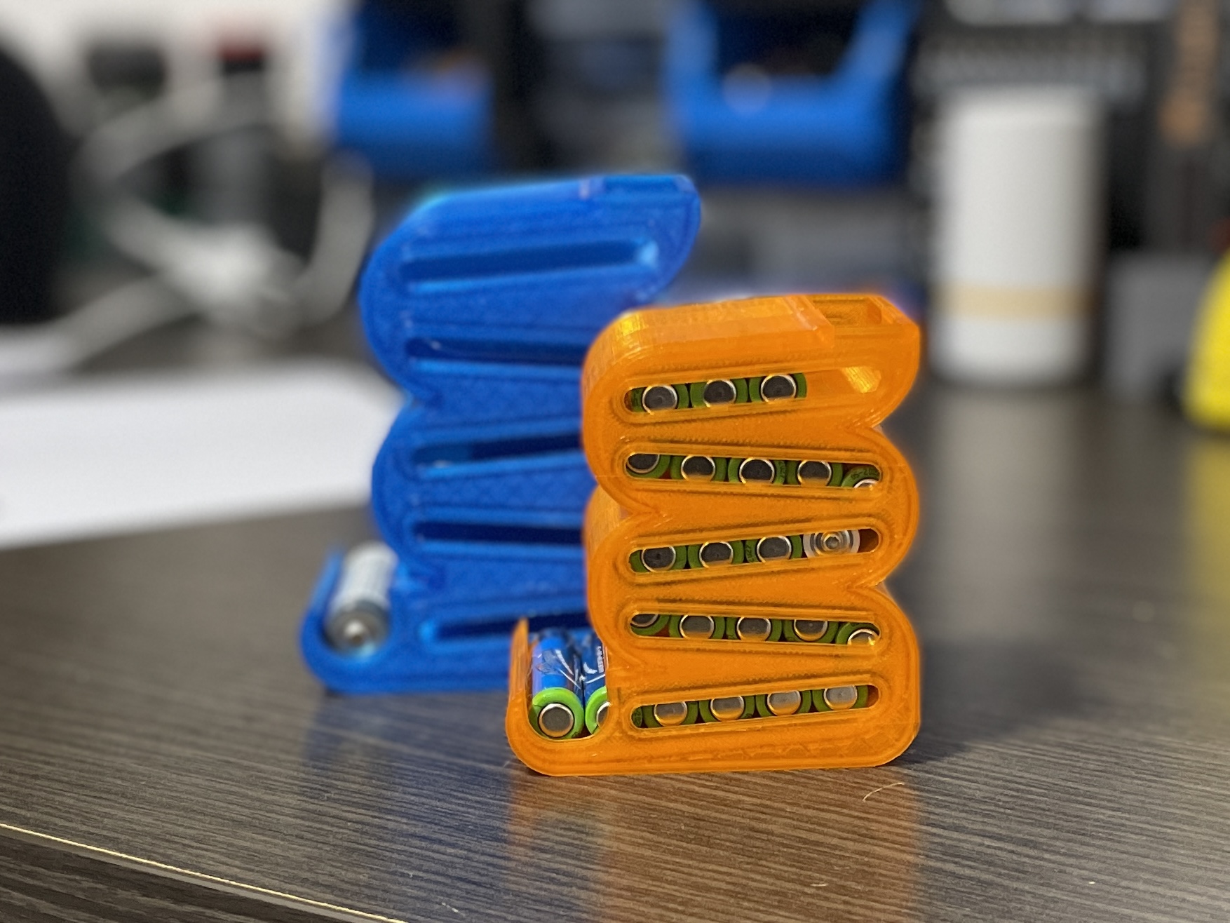 Battery Dispenser AA + AAA