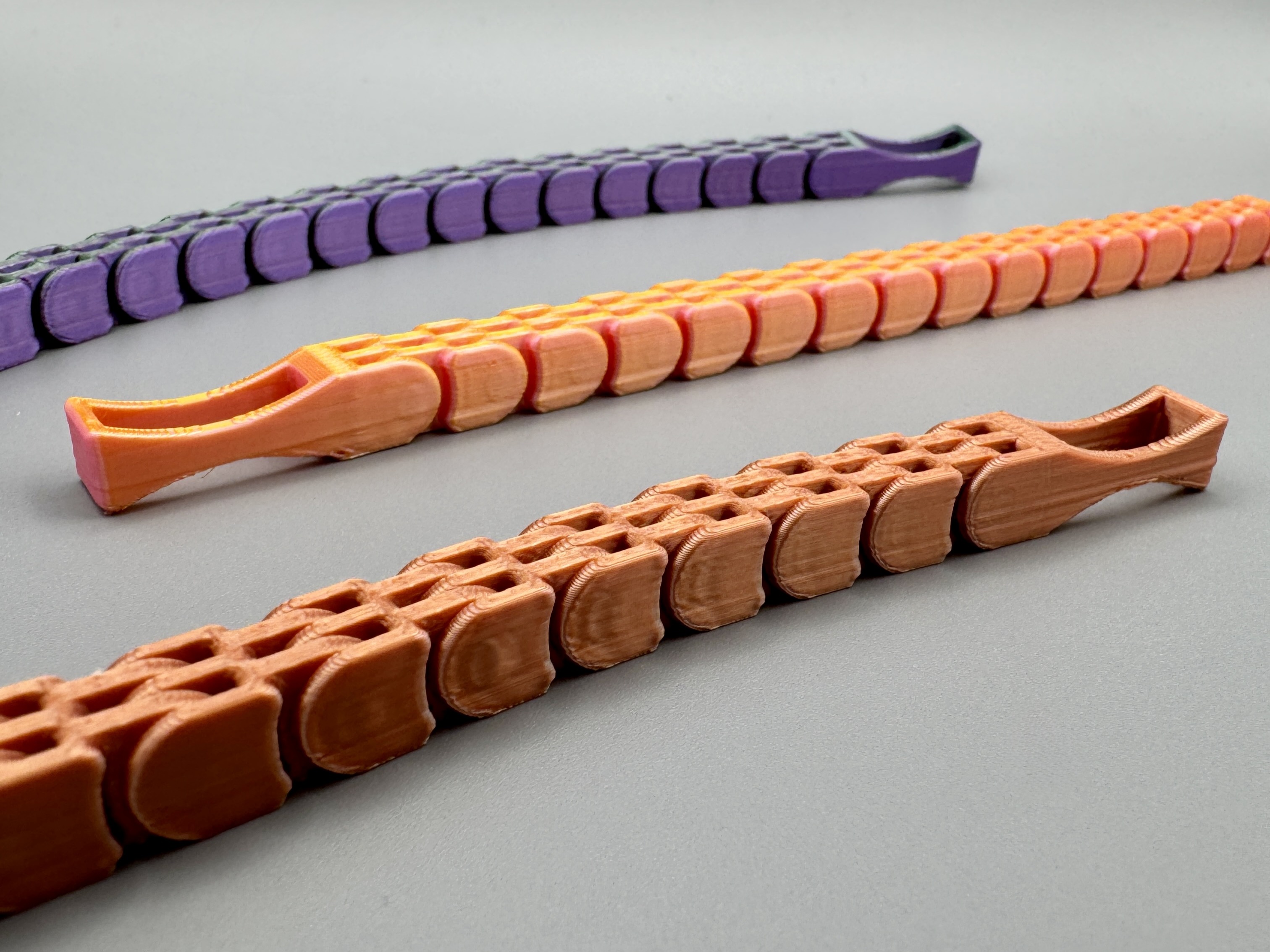 Fidget Chain β Print-in-Place Articulated Desk Toy