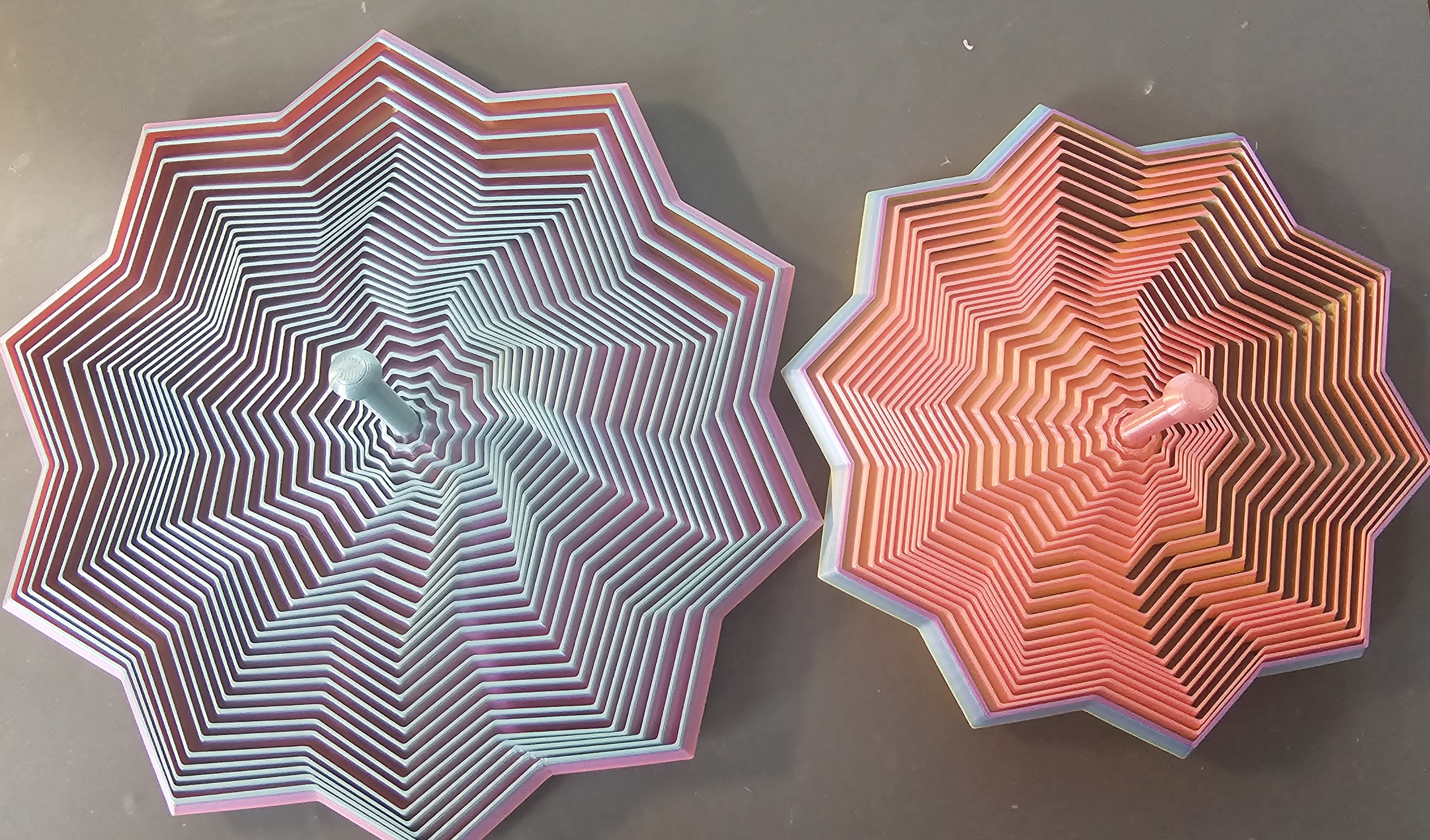XXL Fidget Star (Large Jumbo) with Handle - Fills 235x235 mm Plate